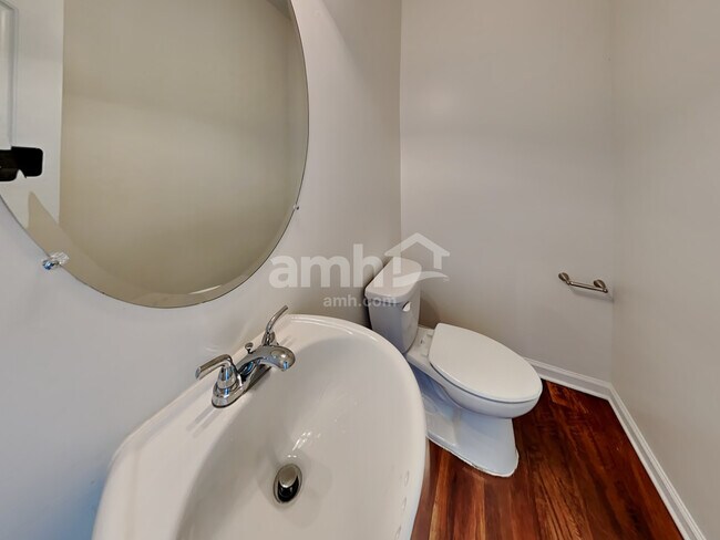 Building Photo - 2145 Villa Spring Ct