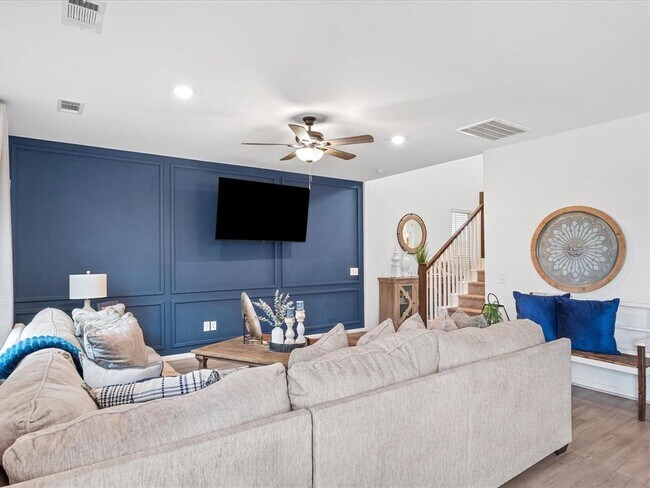 Building Photo - 1067 Greenshank Dr