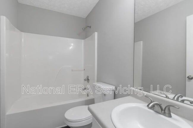 Building Photo - 355 Long Creek Dr