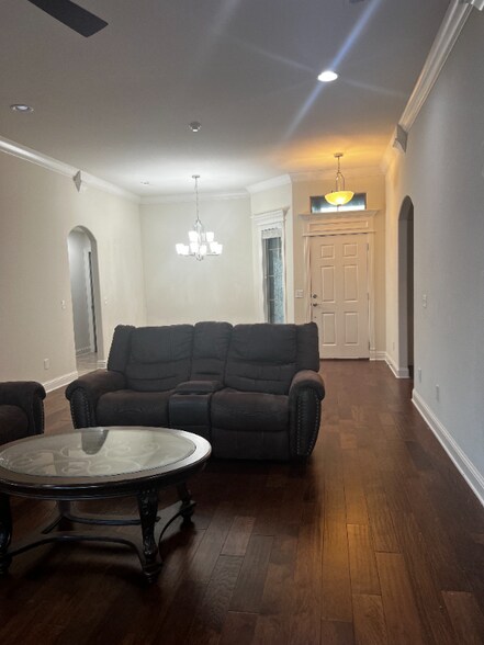 Building Photo - 4103 SW Stonewood Terrace