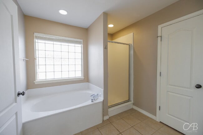 Building Photo - For Lease