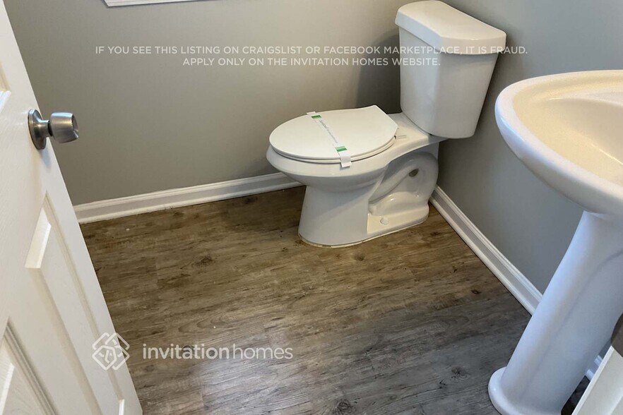 Building Photo - 3843 Rose Bay Ln