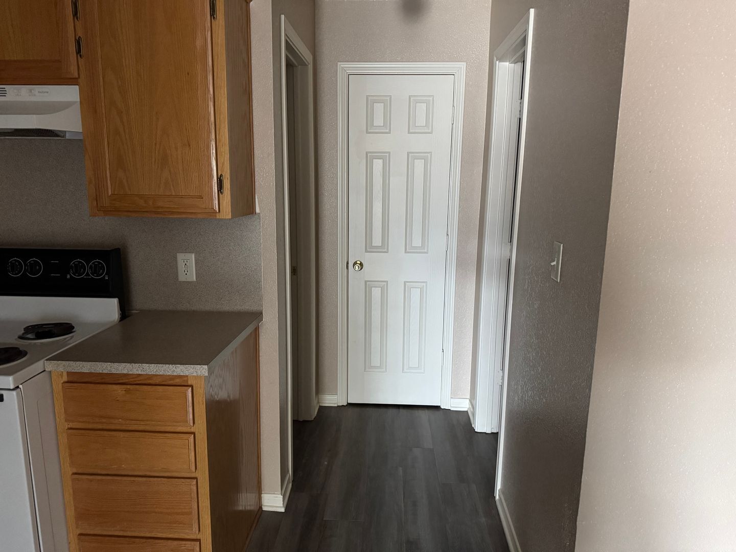 Building Photo - 3805 Ys Pak Ct