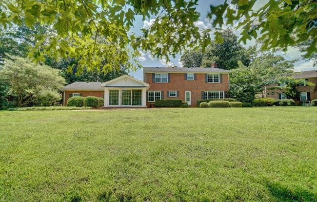 Building Photo - Available NOW! WATERFRONT Home in Witchduc...