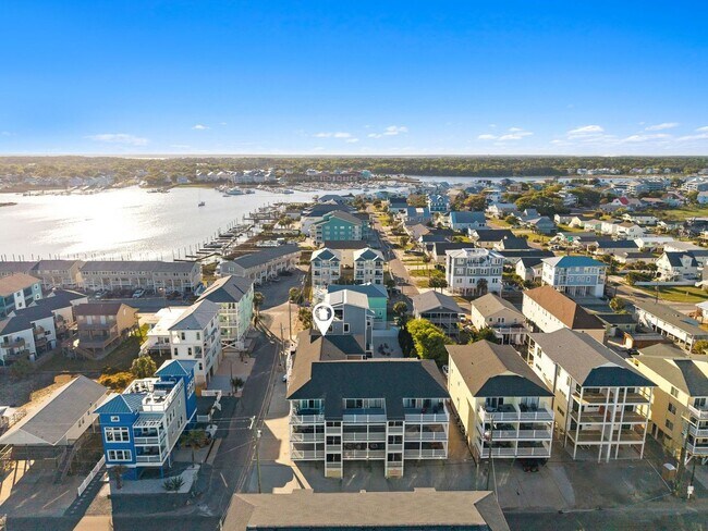 Building Photo - 1503 Carolina Beach Ave N