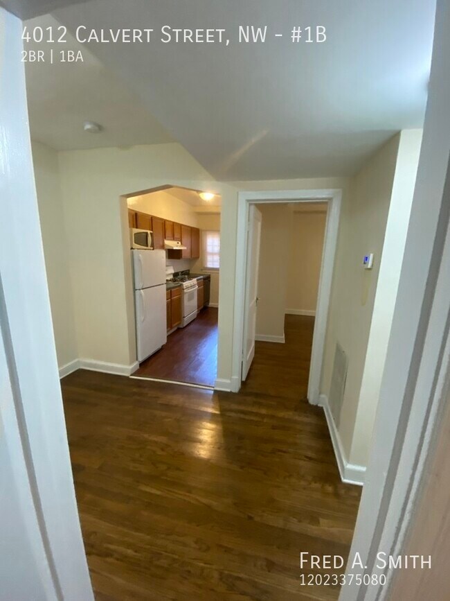 Building Photo - 4012 Calvert St NW