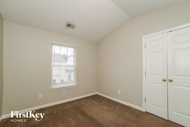 Building Photo - 256 Turnstone Rd