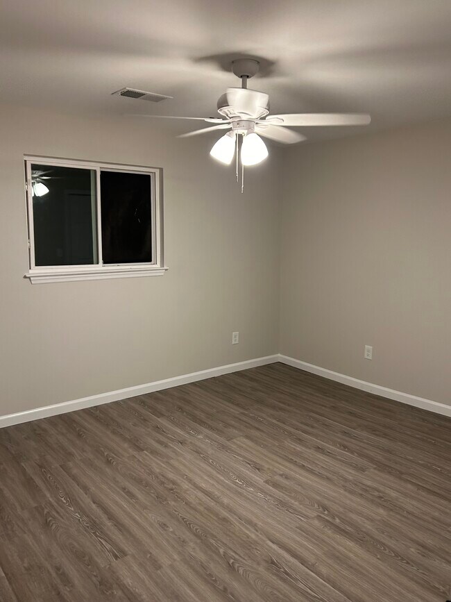 Building Photo - 2628 Chattanooga Valley Rd