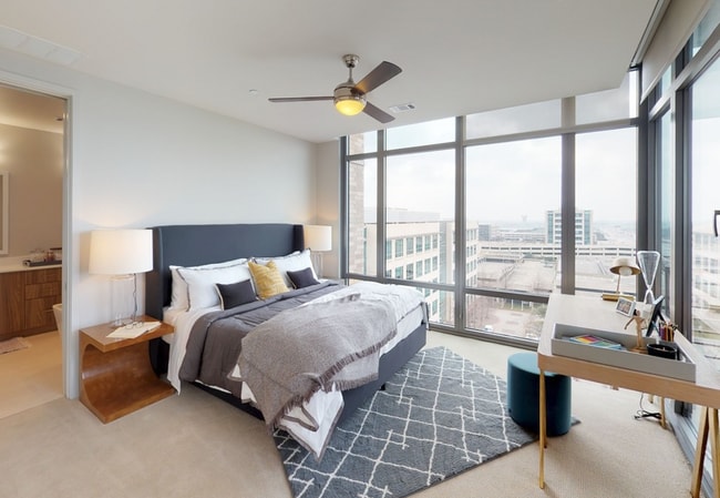 Building Photo - 7200 Kincaid-1442