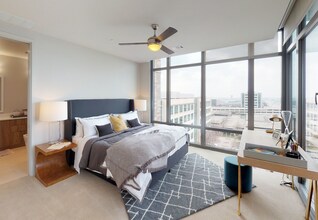 Building Photo - 7200 Kincaid-1101.7