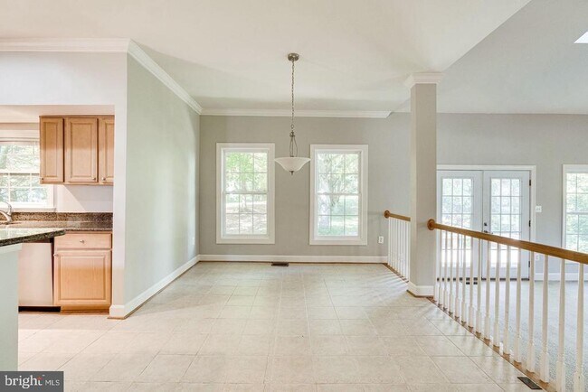 Building Photo - 1168 Taji Ct