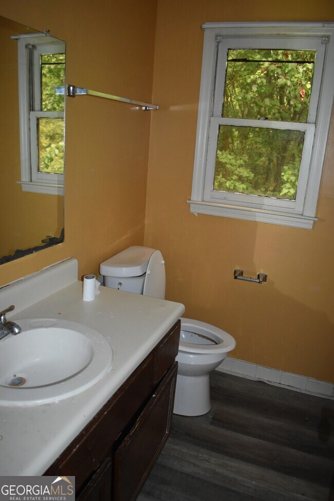 Building Photo - 4375 Barrington Pl