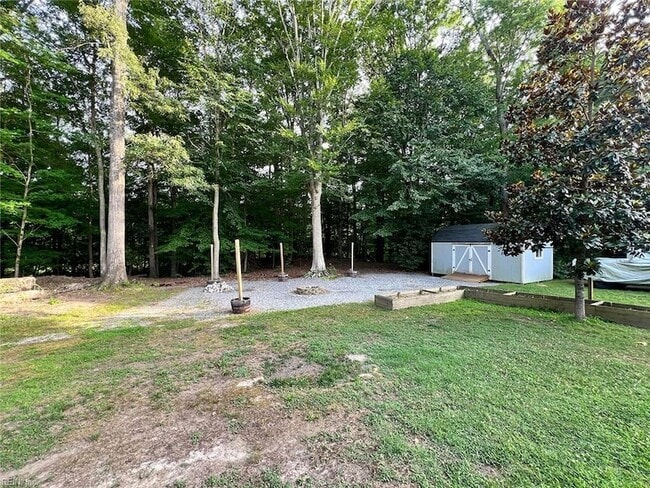 Building Photo - 120 Misty Ridge Ln
