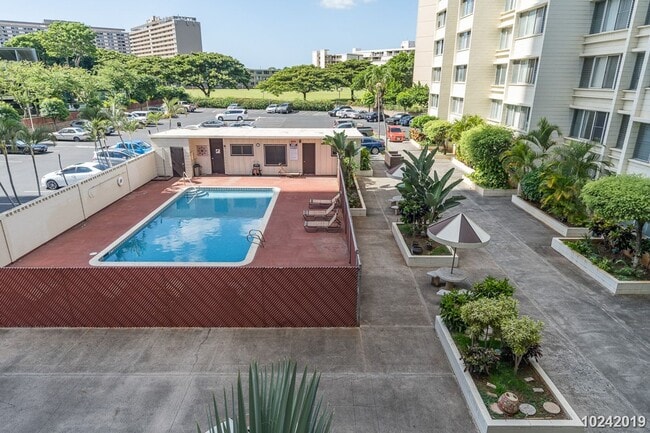 Building Photo - Salt Lake 1 BR/1BA Condo with 1 ASSIGNED P...