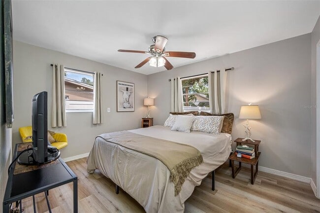 Building Photo - 4704 W Wyoming Ave