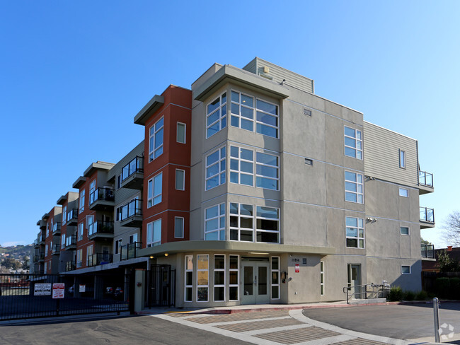 Primary Photo - City Walk Condominiums