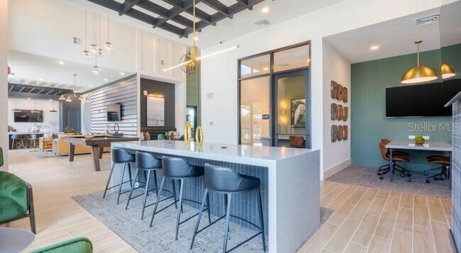 Building Photo - 18772 Grand Live Oak Blvd