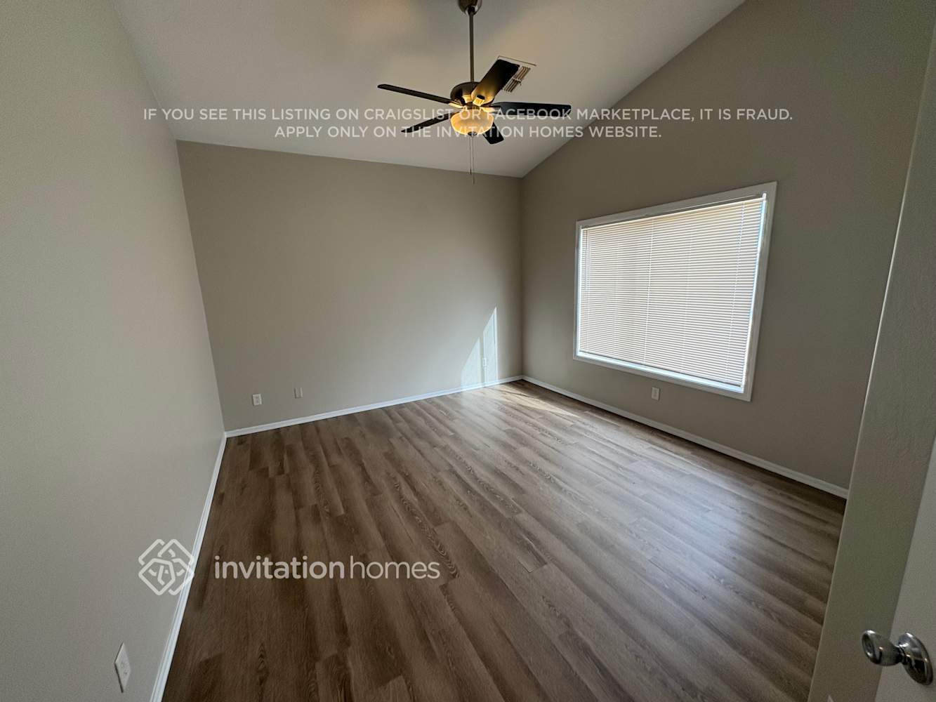 Building Photo - 14113 N 126th Ave