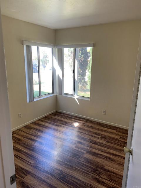 Building Photo - 8642 Summerdale Rd