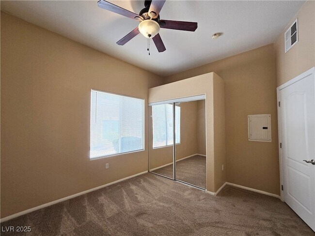 Building Photo - 3325 Cactus Shadow St
