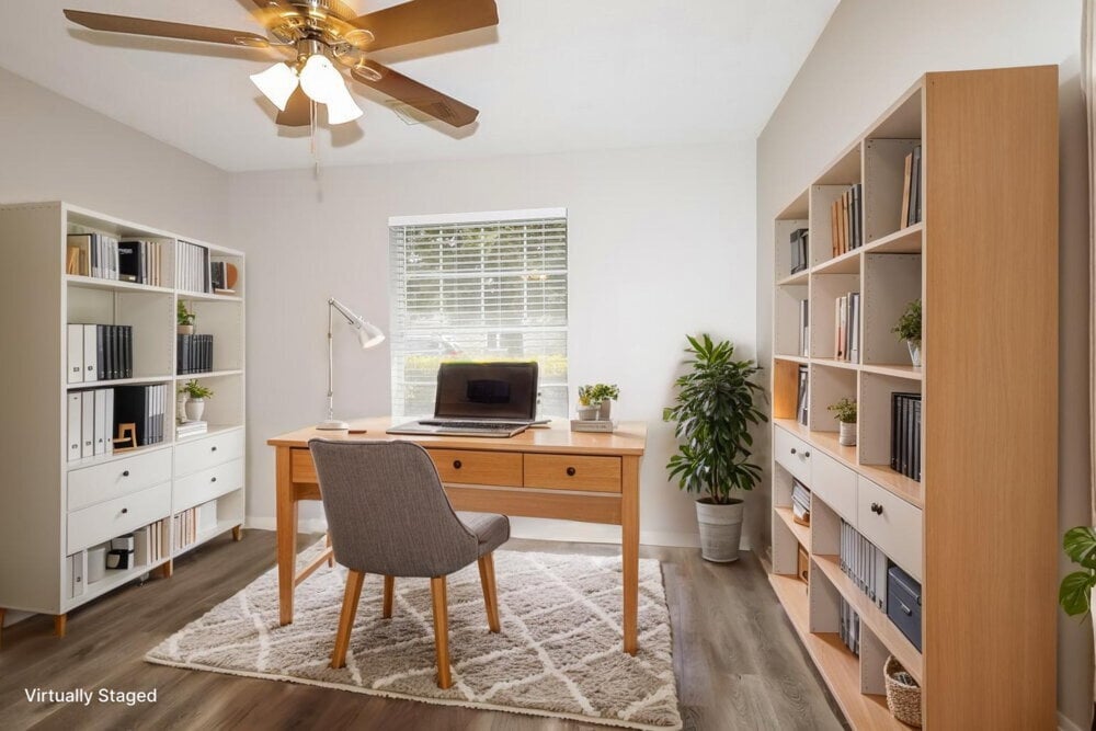 Building Photo - 626 Fantasy Ln