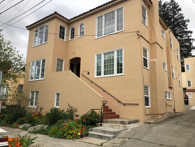 Building Photo - COMING SOON-large bedroom and is located near the north side of UCB