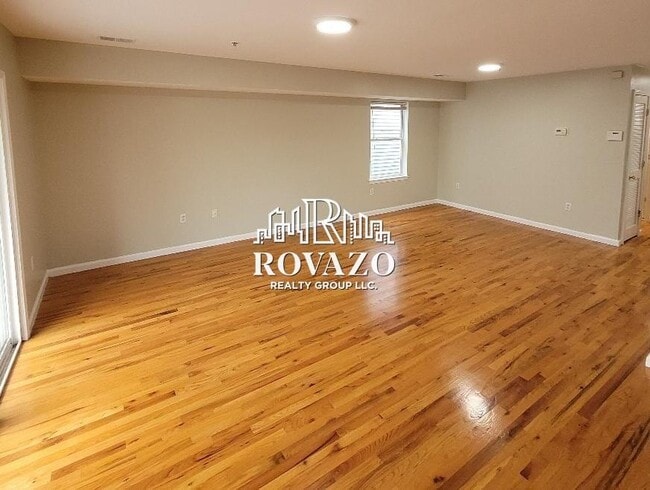 Building Photo - 63 Voorhees St