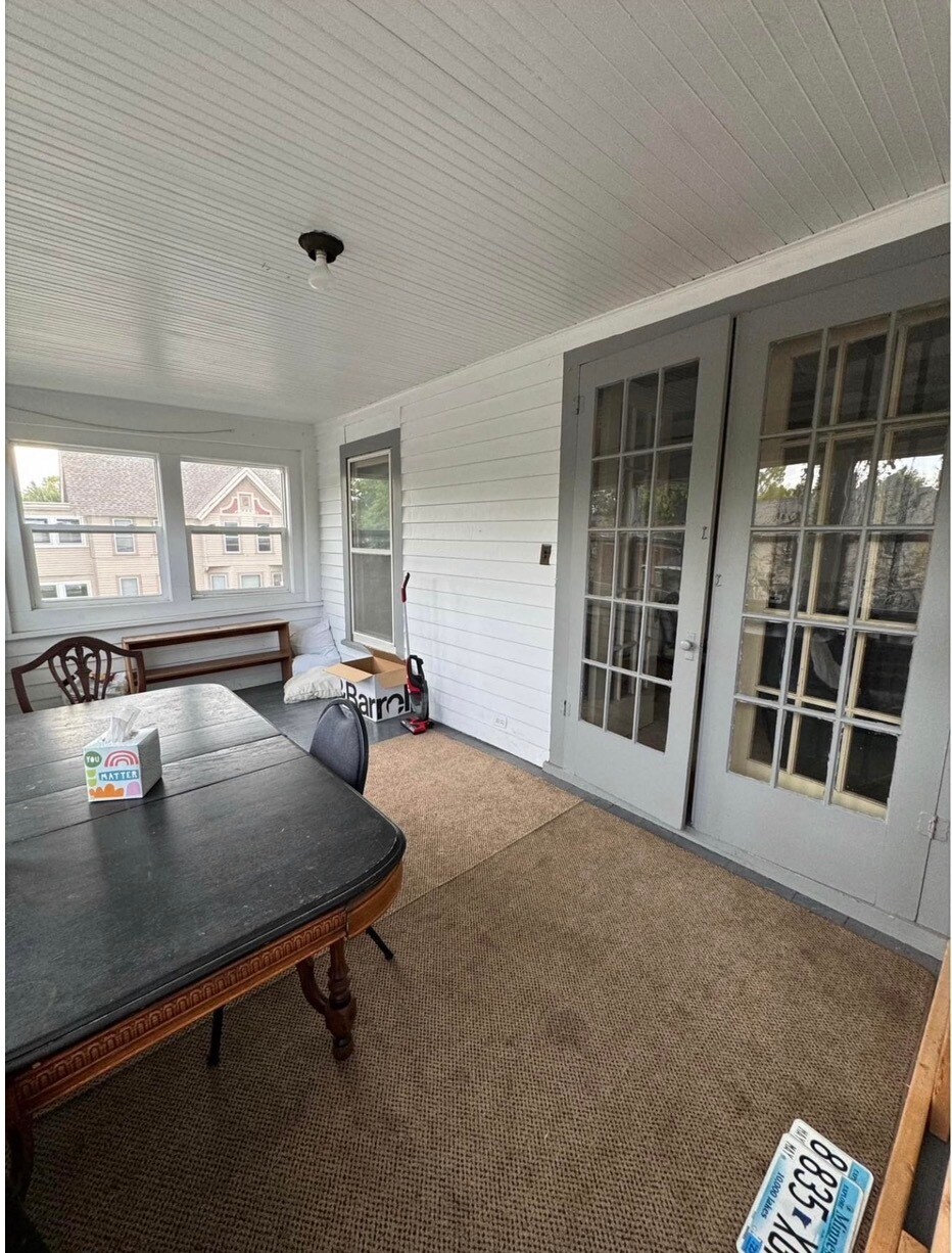 Building Photo - 77 W Howard St