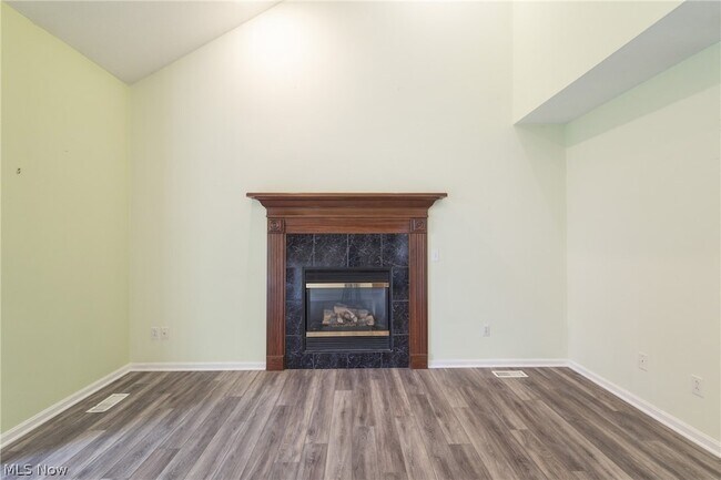 Building Photo - 14480 Quail Ridge Dr