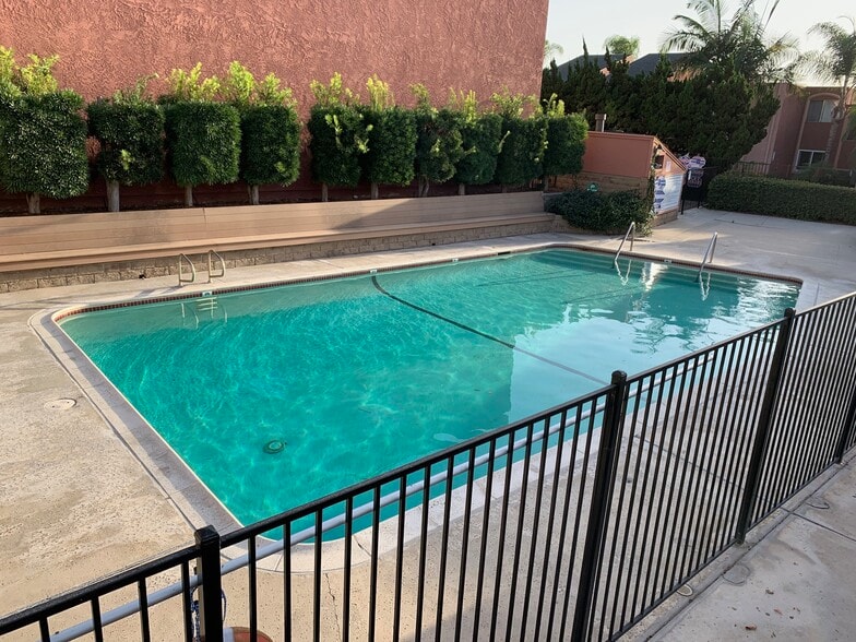 Building Photo - 7740 Margerum Ave