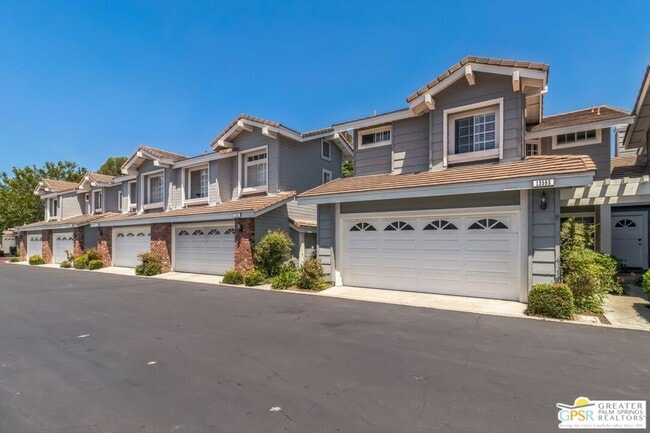 Building Photo - 13583 Almond St