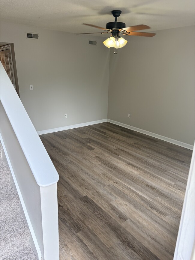 Building Photo - 7 Althea Cir