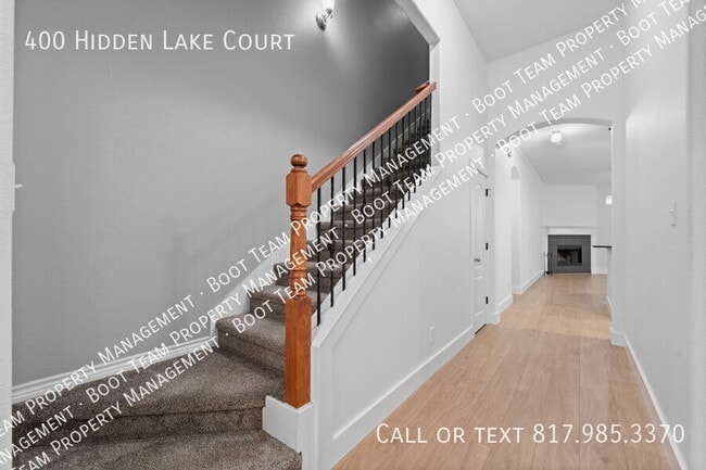 Building Photo - 400 Hidden Lake Ct