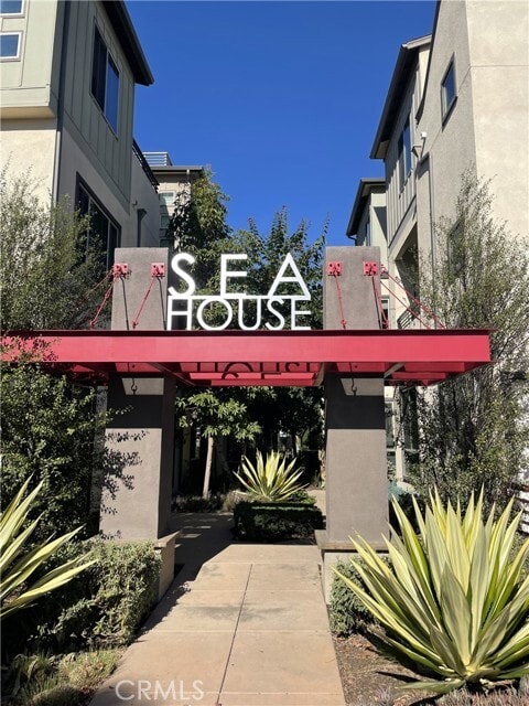 Building Photo - 1818 Coastal Way