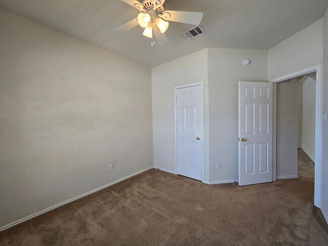 Building Photo - 4604 Black Forest Ln