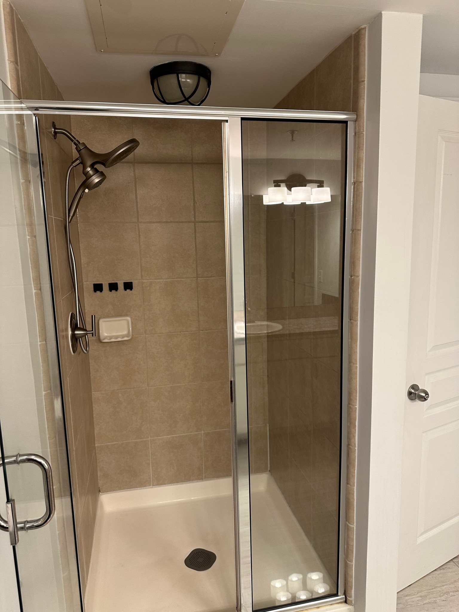 Building Photo - 2020 5th Ave S