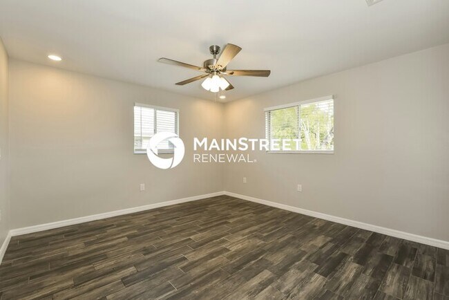 Building Photo - 3 Bedroom Pet-Friendly Home in Cape Coral,...