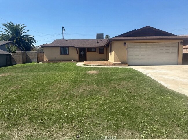 Building Photo - 7936 Dumond Dr