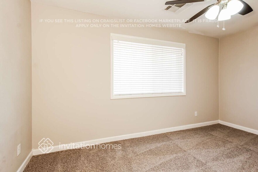 Building Photo - 1918 E Pebble Beach Dr