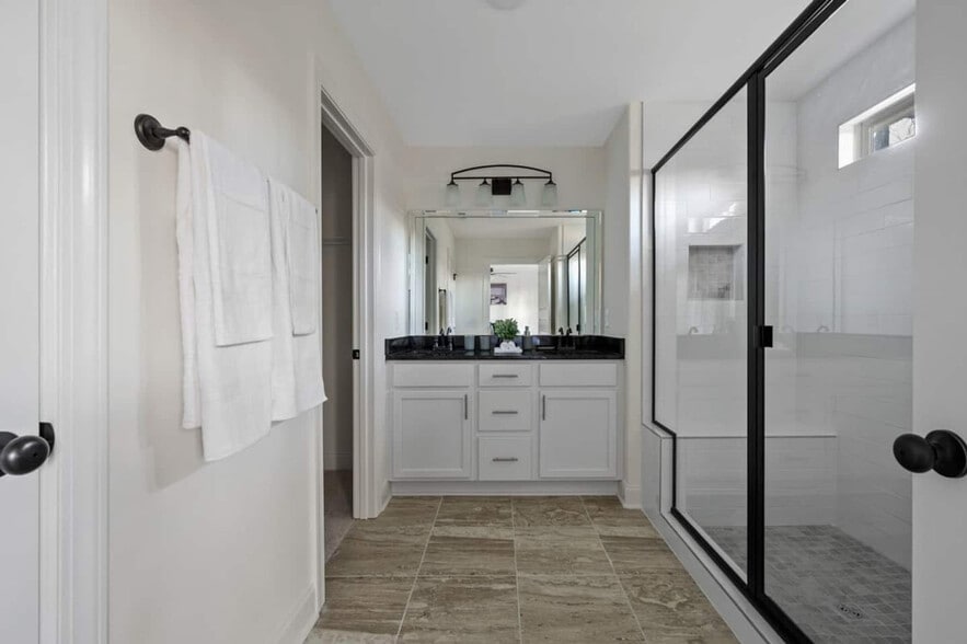 Building Photo - 3319 Old Hickory Blvd