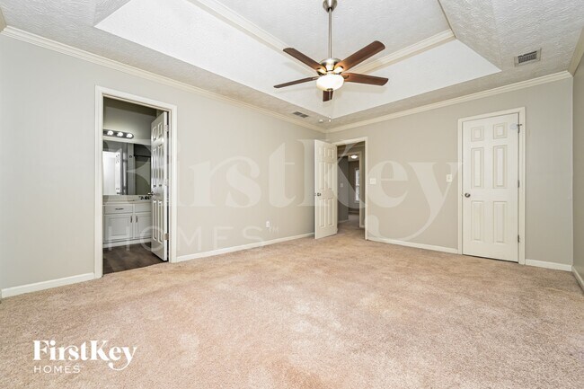 Building Photo - 35 Pebble Brooke Pass