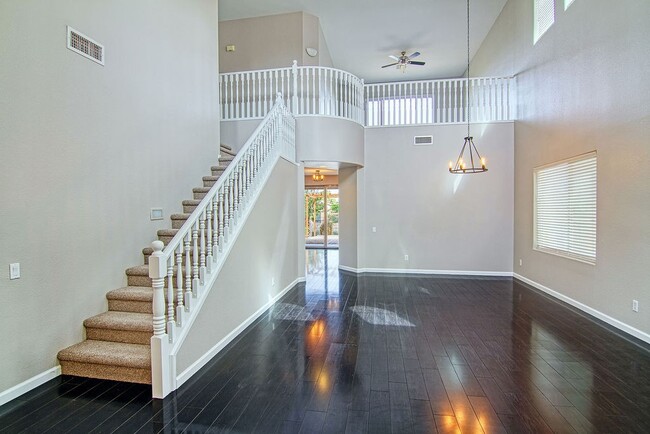 Building Photo - 938 E Indian Wells Pl