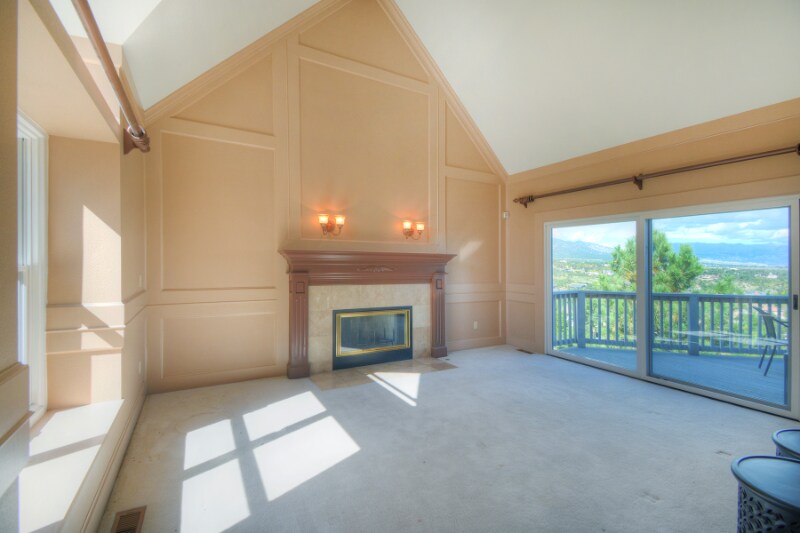 Building Photo - 485 Vanderbilt Ct