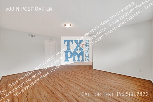 Building Photo - 500 N Post Oak Ln