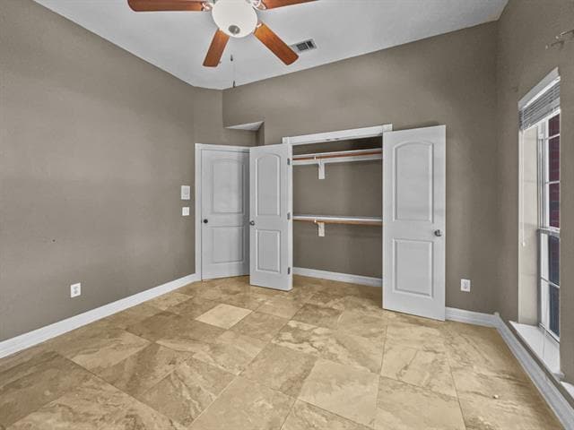 Building Photo - 2132 Cliffside Dr