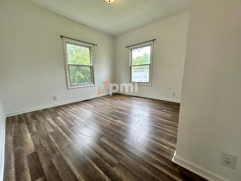 Building Photo - 13328 Edison St