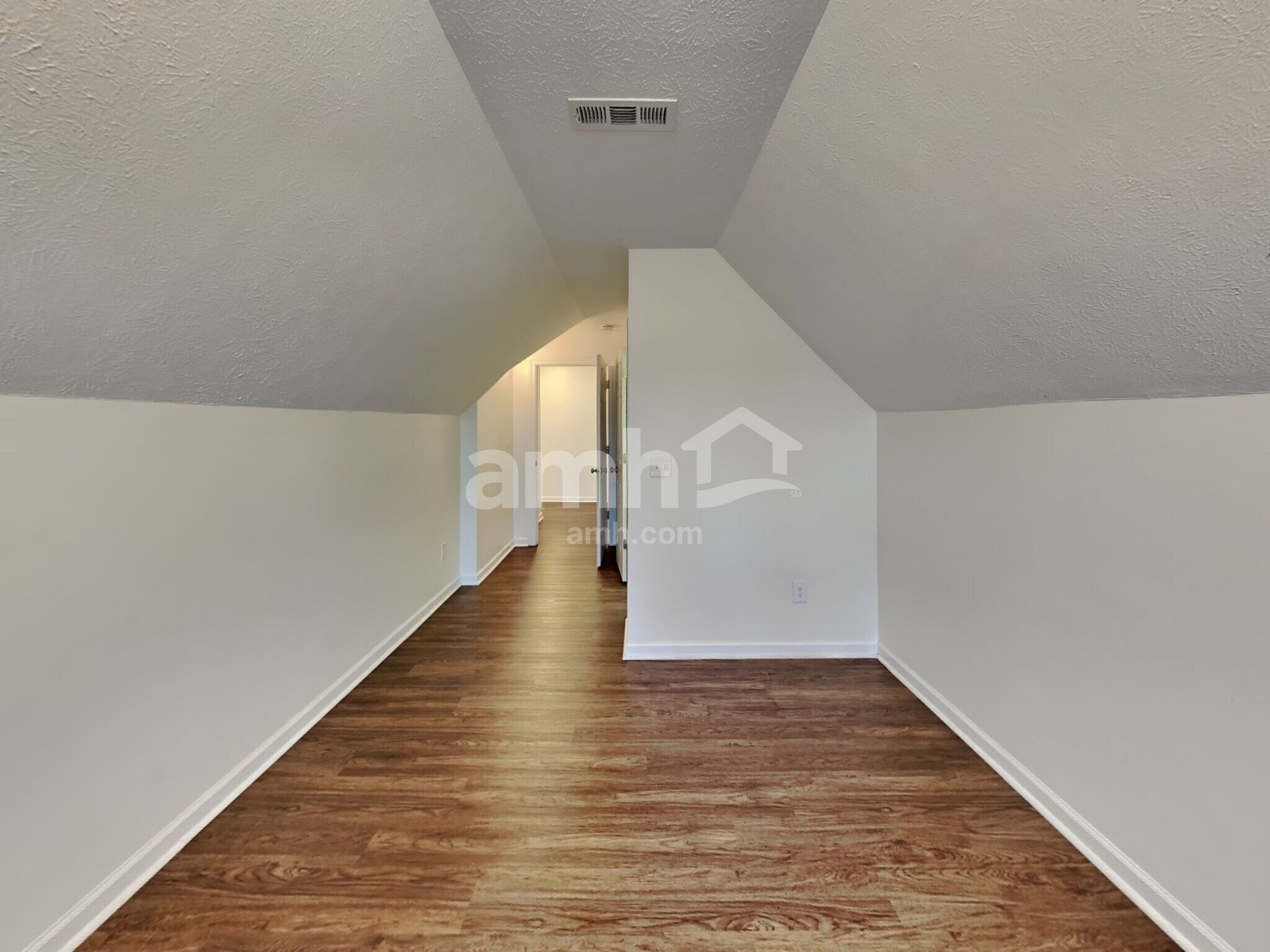 Building Photo - 4864 Ark Ln