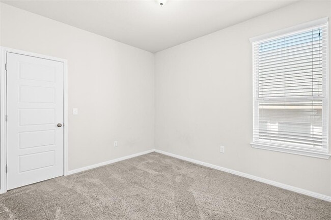 Building Photo - 3240 E Whitestone Blvd