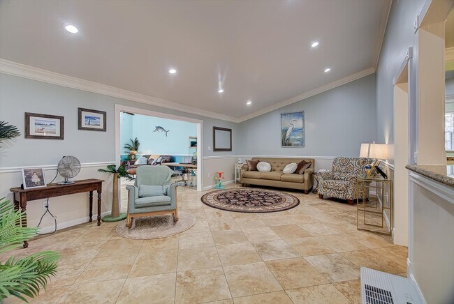 Building Photo - 3415 80th St