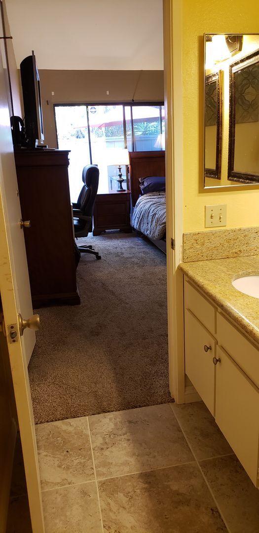 Building Photo - $3,500- 3 Bed/ 2 Bath Townhome in Scripps ...